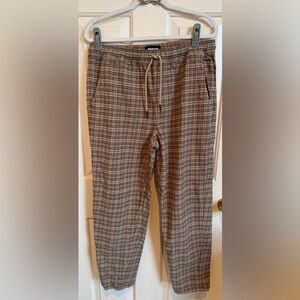 RSQ pull on men’s pants. Size Large. Earth tone plaid. Straight leg.